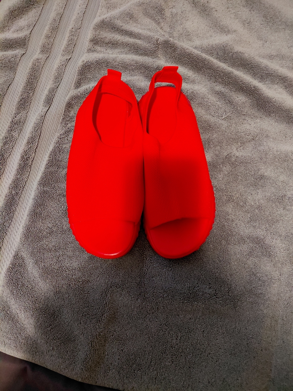 Women’s Red Slip-On Casual Shoes
